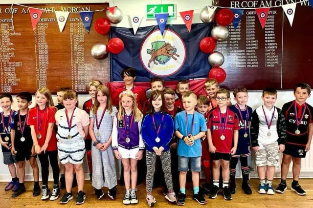 Noson wobrwyo 20 16 AM